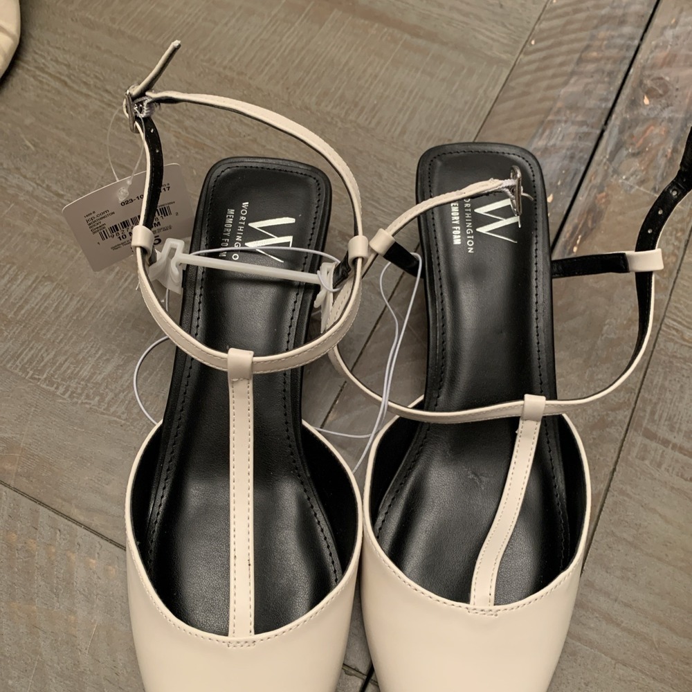 Worthington Brighton Memory Foam White Ankle Strap Sz 9.5 Black Heel PointedToe
